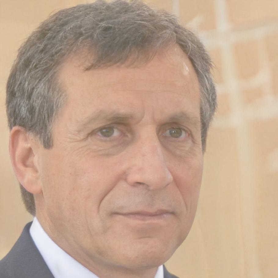 Ritratto di Ezio Valenti